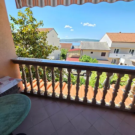 Elma In A Quiet Area Appartement Crikvenica