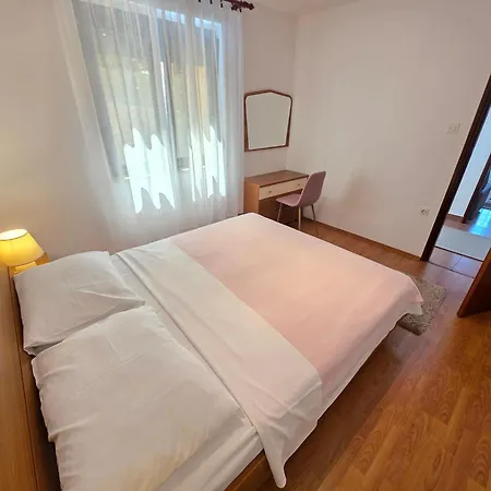 Appartement Elma In A Quiet Area Crikvenica